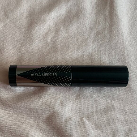 New! Laura Mercier Caviar Volume Mini Mascara - Picture 3 of 4
